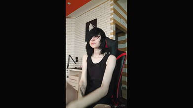 little emo kitten vid 299